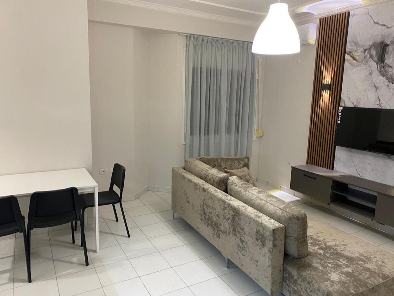 Marina Premium Hotel Vlorë Cameră foto
