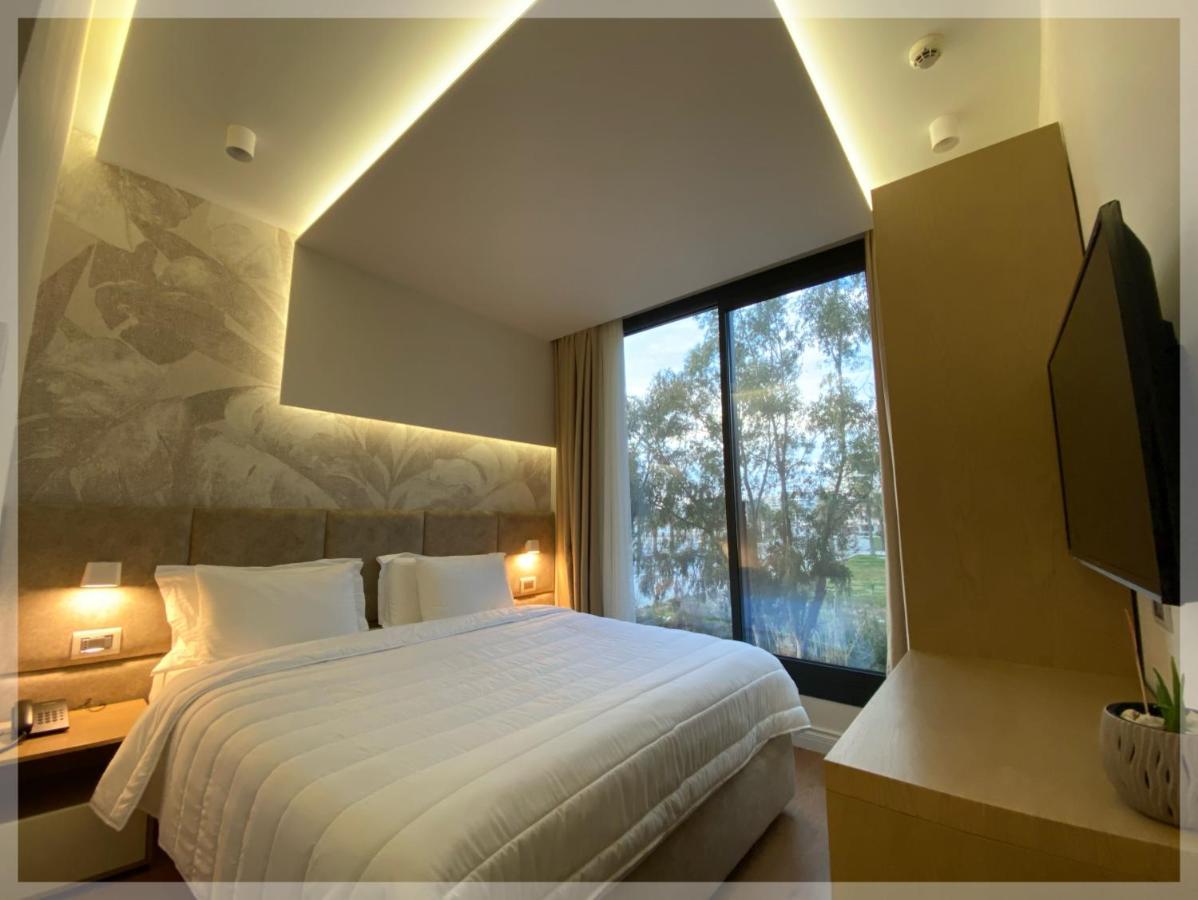 Marina Premium Hotel Vlorë Exterior foto